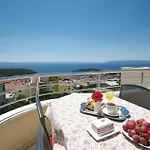 Pavlinovic * Makarska