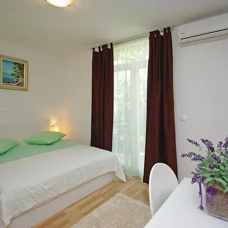 Pavlinovic Apartment