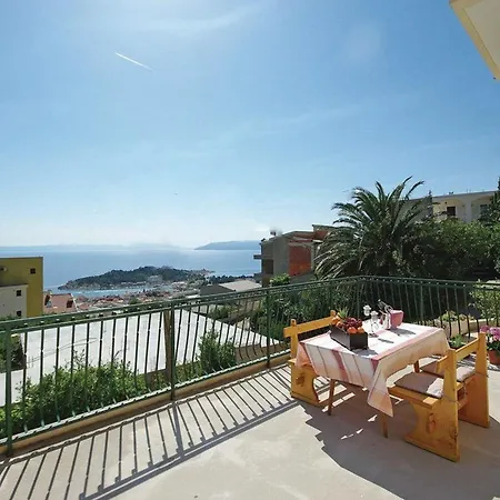 Pavlinovic Apartment *