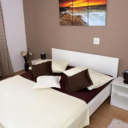 Pavlinovic Apartment