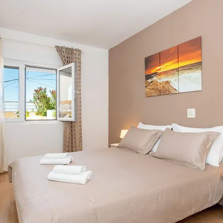 Pavlinovic Apartment
